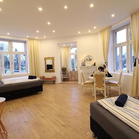 Disc Cozy Rooms In Liesing Wien Exteriör bild