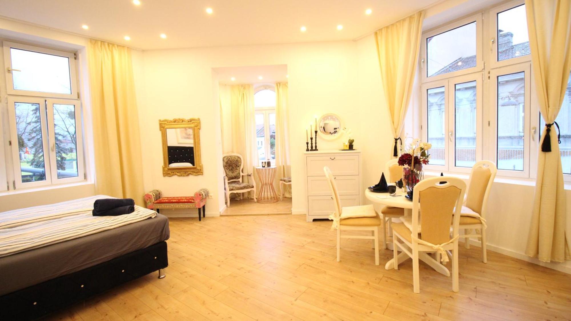Disc Cozy Rooms In Liesing Wien Exteriör bild