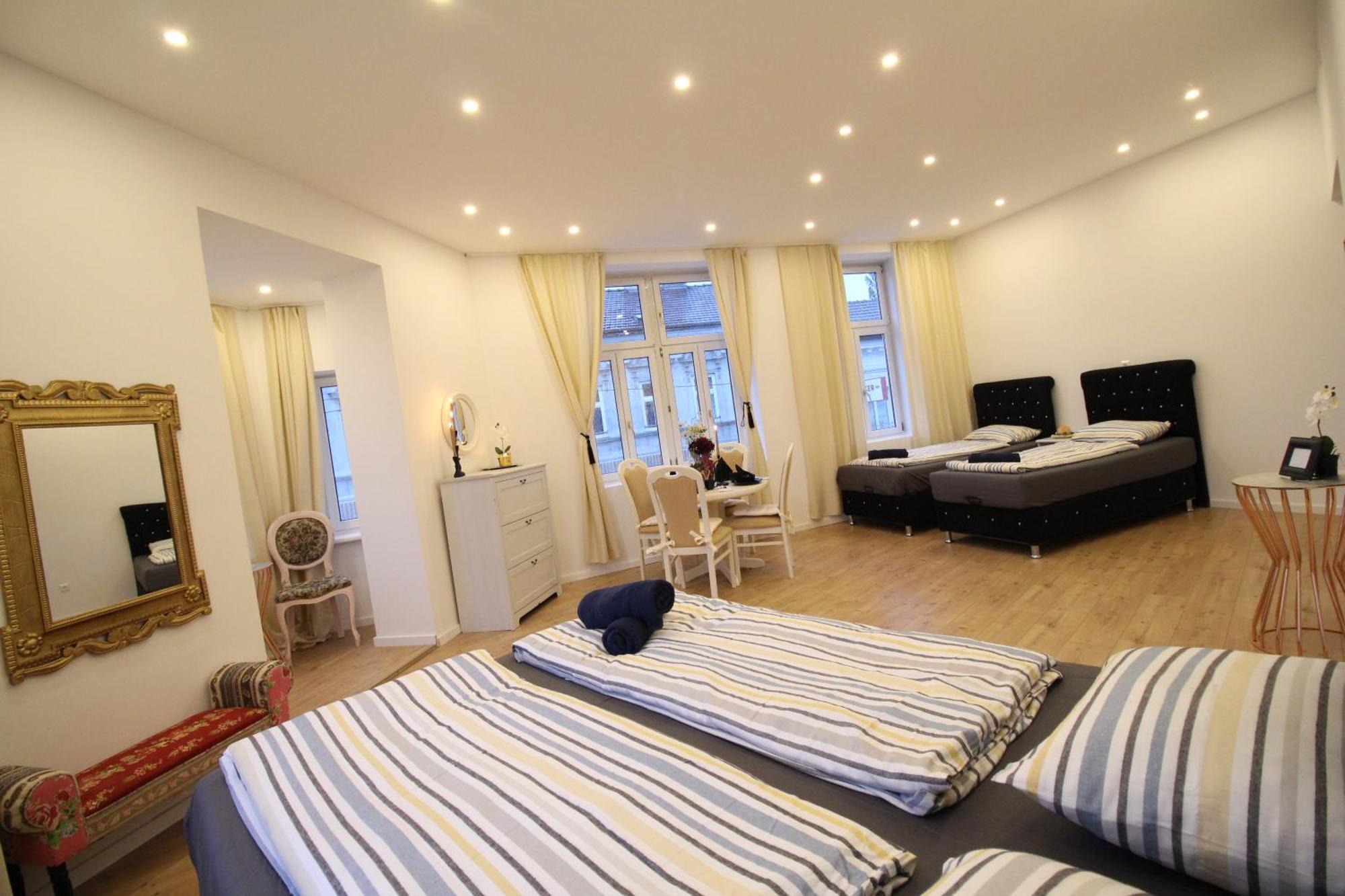Disc Cozy Rooms In Liesing Wien Exteriör bild